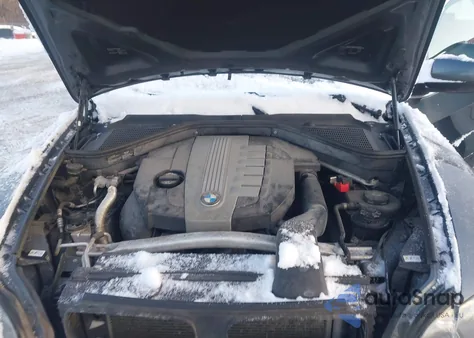 2013 BMW X5 xDrive35D from USA, damaged, VIN 5UXZW0C57D0B95096